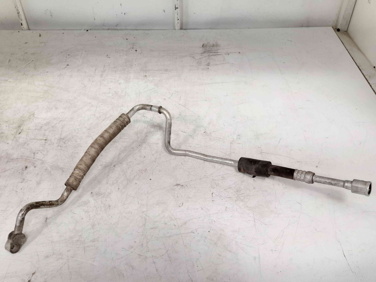 conducta-furtun-compresor-radiator-ac-aer-conditionat-clima-6q1820743e-skoda-fabia-1-4tdi-195103.jpg