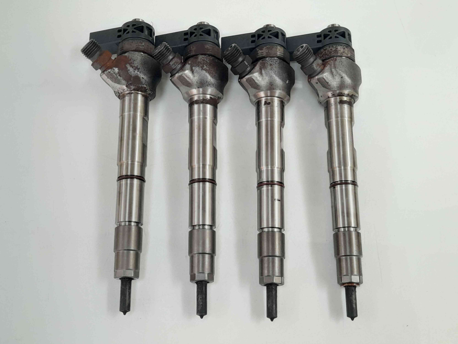 injector-injectoare-audi-a3-8v1-2-0-tdi-crl-04l130277ac-0445110469-856601.jpg