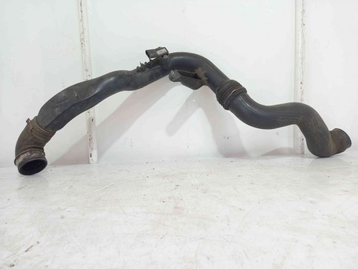 tub-tubulatura-furtun-conducta-turbo-intercooler-3b0145762b-8e0145762-audi-a6-4b-c5-1-9tdi-788012.jpg