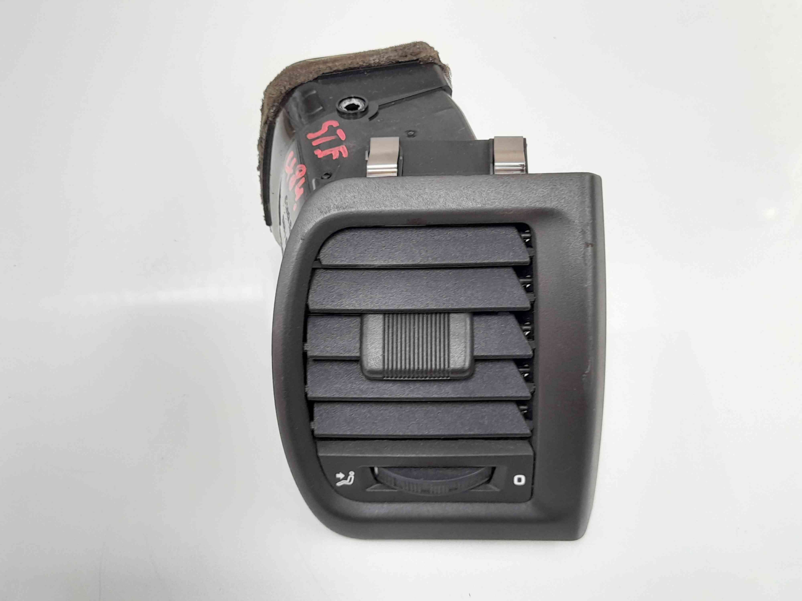 grila-aerisire-stanga-oem-skoda-fabia-2-5j-542-fabr-2007-2014-889161.jpg