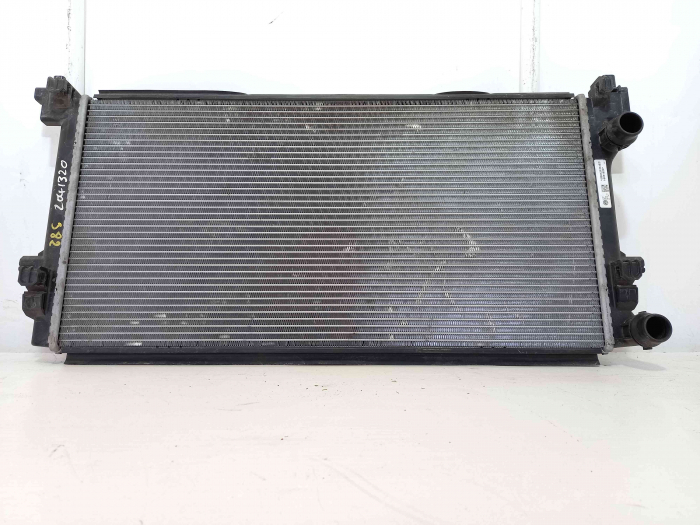 radiator-auxiliar-racire-apa-5q0121251ec-audi-a3-8v1-1-6-tdi-clh-899434.jpg